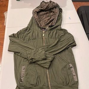 Size Small Women’s Zipper hoodie